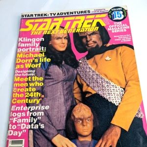 1990 Star Trek Next gen magazine Featuring Worf and family